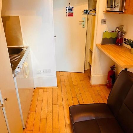 Apartamento F10- Mezzanine 1St Floor Flat Fits 3 Near Paddington Londres Exterior foto